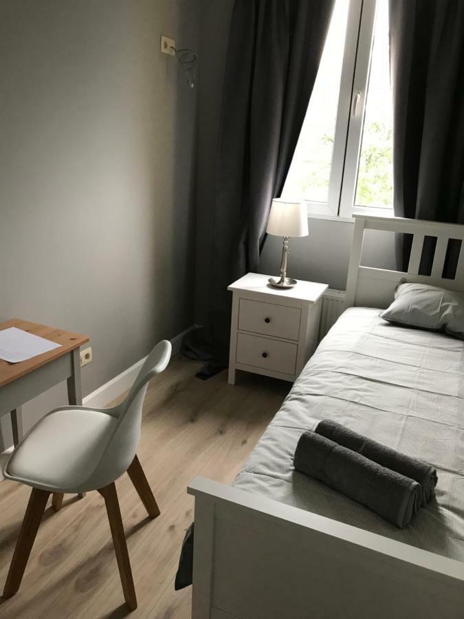 D.Cristina Guest House Antwerp Luaran gambar